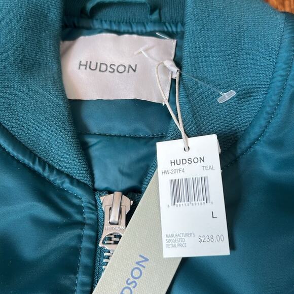 Women’s Hudson warm oversized warm quilted satin Bomber Jacket coat new NWT - Picture 4 of 8